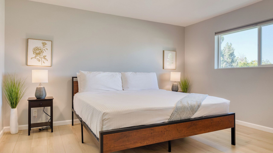 Bedroom 3, Shalimar of Tempe by Avantstay Central Location + Private Pool, Maricopa