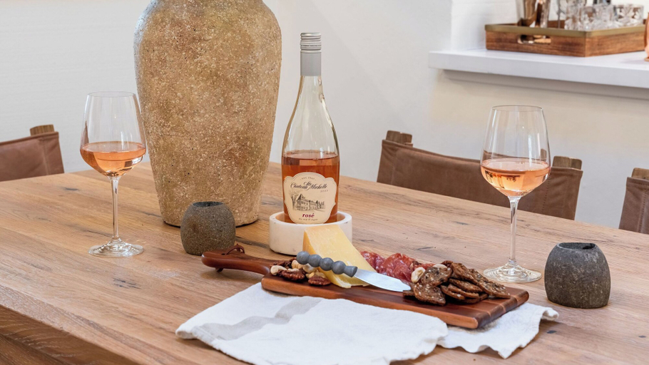 Food & Drinks, Tahoe Dreamin by Avantstay Central Location, Washoe