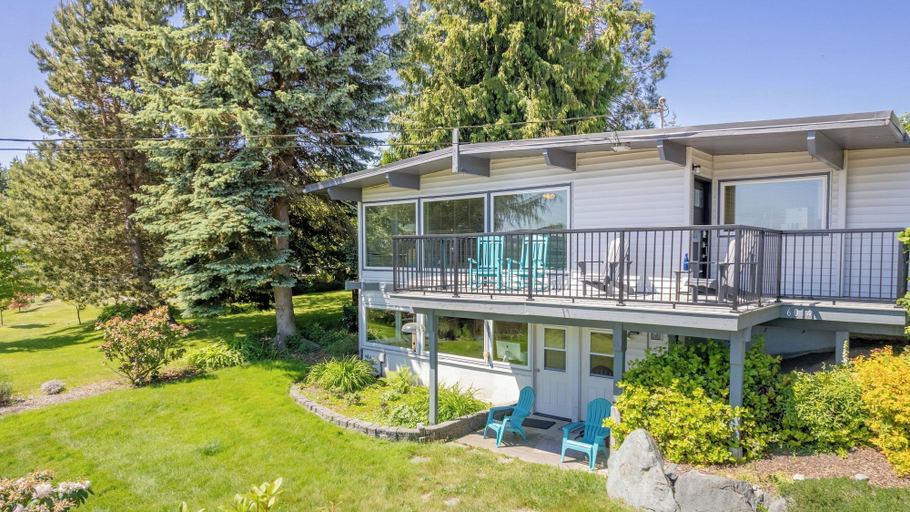 Exterior & Views, Sunny Side Island Retreat by Avantstay Backyard, Island