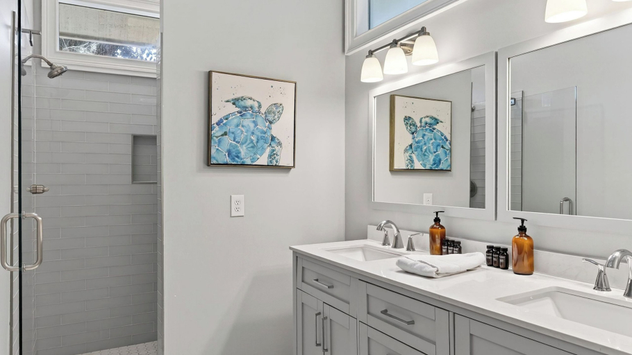 Bathroom 3, Hilton Ivory 15th Hole of Harbourtown Golf Course Private Pool + Hot Tub, Beaufort