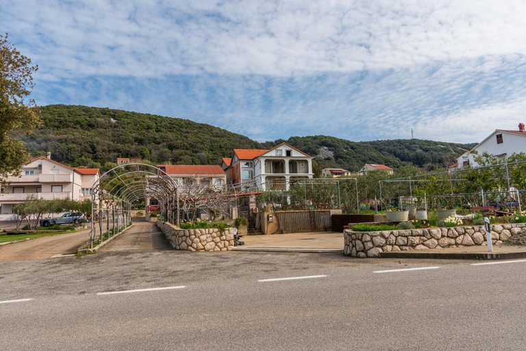 Entrance 5, Apartments Maky, Lopar/Supetarska Draga