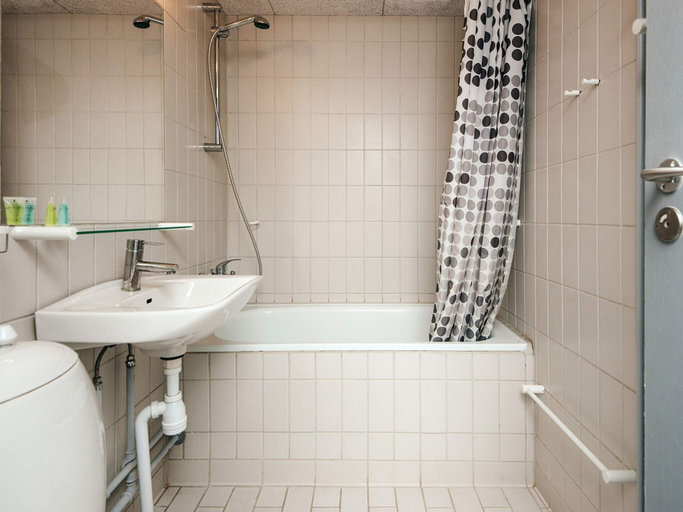 Bathroom 3, 2 Person Holiday Park Home in Ulfborg, Ringkøbing-Skjern