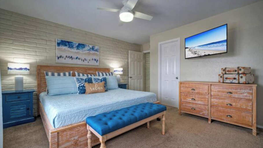 Bedroom 3, Stay Palm by Avantstay Boardwalk, Pool, Nueces