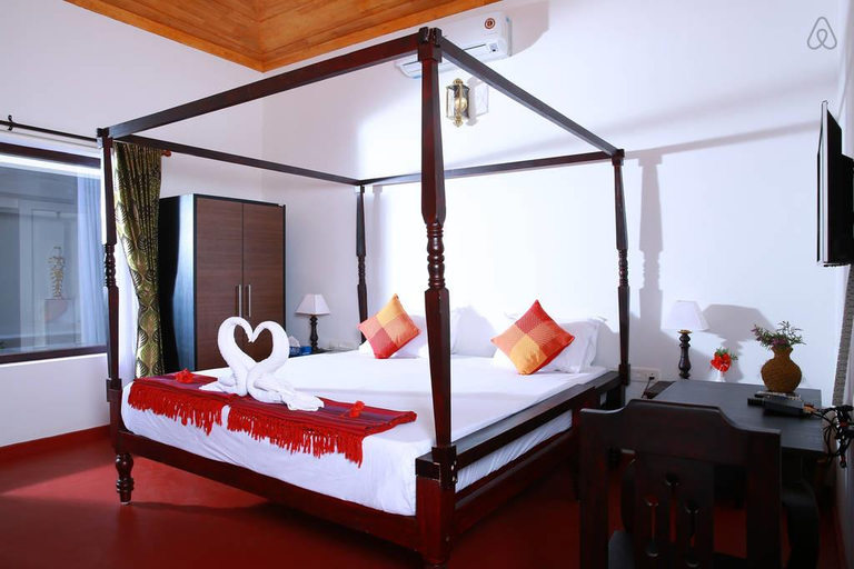 Bedroom 3, Flamingo Boutique Hotel & Ayurvedic Spa, Alappuzha