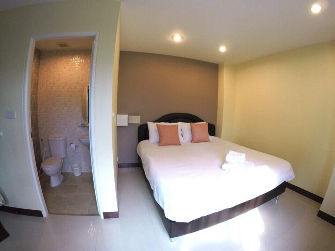 Others 5, Baan Yooyen Hua Hin 57, Hua Hin