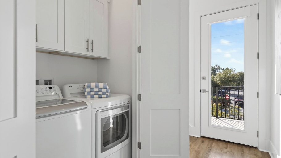 Others 5, 3 Blocks to Beach Sleeps 19 Pool, Spa & Golf Cart in Gulf Place, Walton