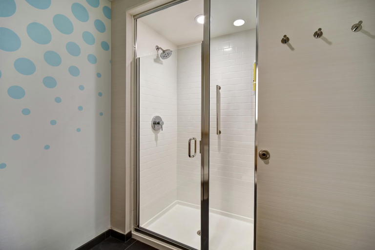Bathroom 4, Tru by Hilton Raleigh Durham Airport, Wake