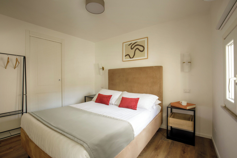 Room 2, Signature Rooms by Hannah Hotels Collection, Roma