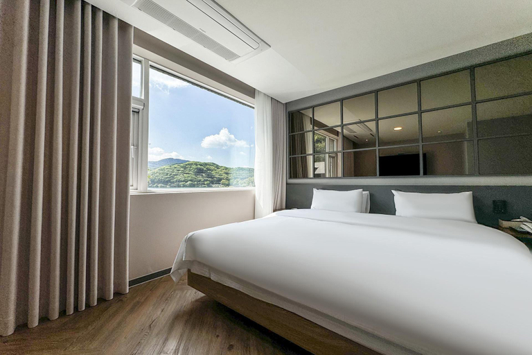 Bedroom 3, Yangju Signal Drive-In Hotel, Yangju