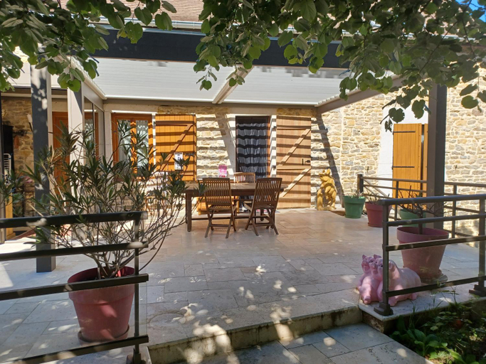Others 4, Chambre la cozanne, Saône-et-Loire