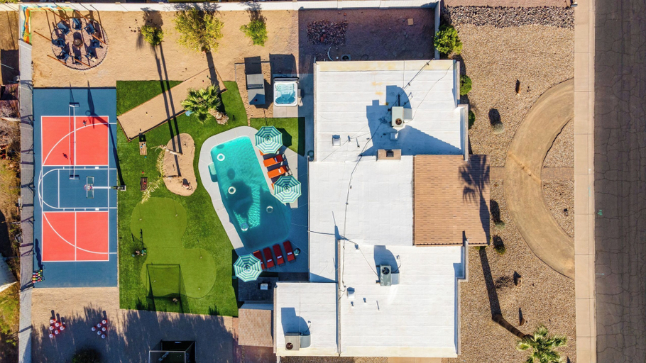 Exterior & Views 2, Fairway Oasis by Avantstay Ultimate Scottsdale Oasis!, Maricopa