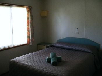 Others 4, Cobar Caravan Park, Cobar