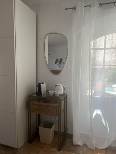 Bathroom 5, Les Petites Terrasses, Alpes-Maritimes