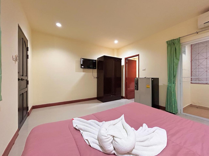 Bedroom 2, Patong Apartments, Phuket Island