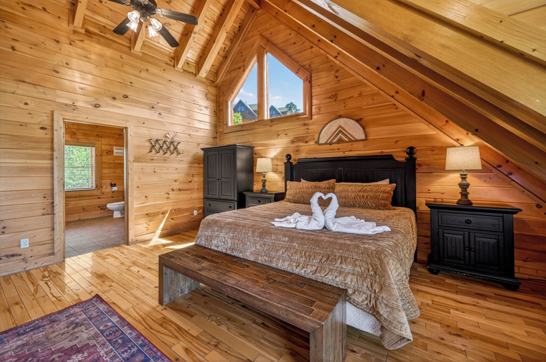Bedroom 3, Timberwolf Vista w HotTub Pool View, Sevier