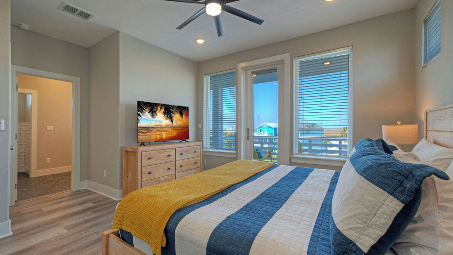 Bedroom 3, La Concha Blvd #31 -, Nueces