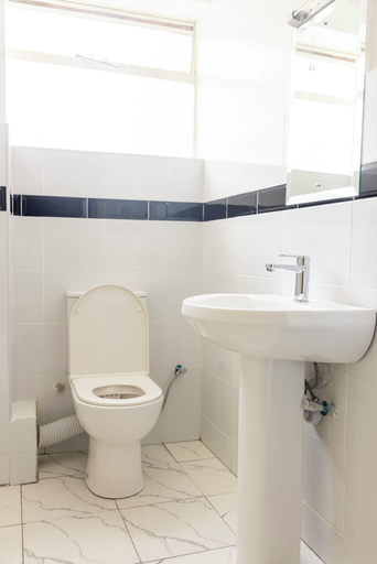 Bathroom, Gemina Court, Dagoretti North