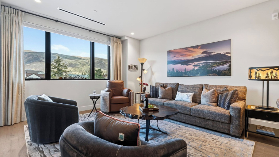 Interior 5, Mountain Dream at Frontgate by Avantstay Condo + Ski Shuttle Pool + Spa Access Mins to Beaver Creek, Eagle