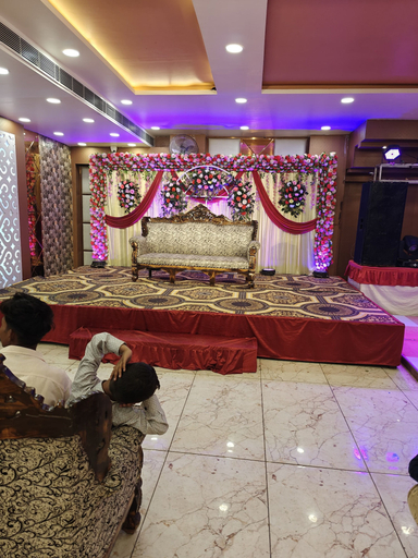 Bedroom 5, Hotel Om Shivay, Rae Bareli
