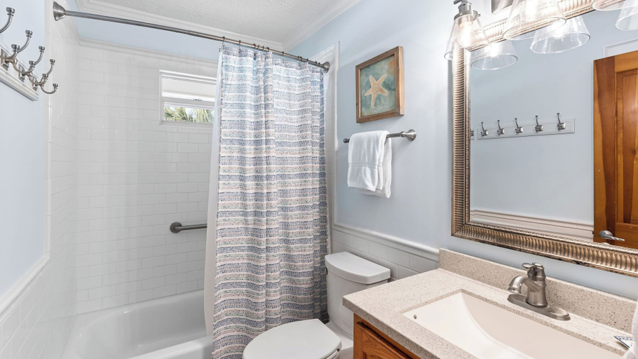 Bathroom 4, Porch Paradise by Avantstay Private Pool Seacrest, Walton