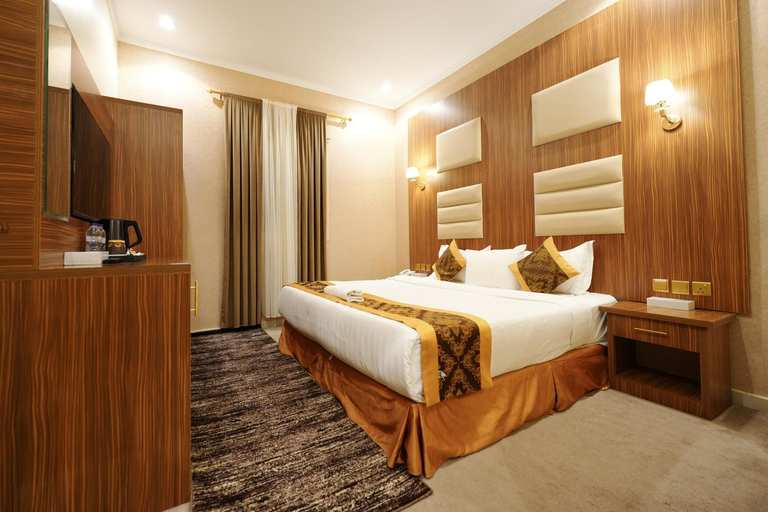 Bedroom 3, Golden Pearl Hotel, Al Madinah Al Munawwarah