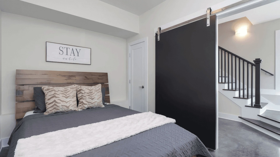 Bedroom 3, Luxe 4bdr w/ Balcony & Parking, 10 Mins to Broadway 9th Avenue by Avantstay, Davidson