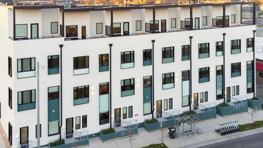 Interior 4, The Conway Ensemble Escape w/ Deck, Davidson