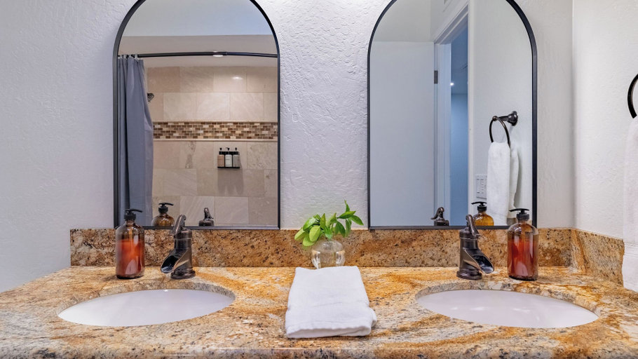 Bathroom, Fairway Oasis by Avantstay Ultimate Scottsdale Oasis!, Maricopa