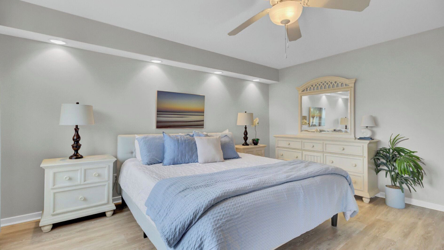 Bedroom 3, 202 D Port O Call by Avantstay Beach Condo, Charleston
