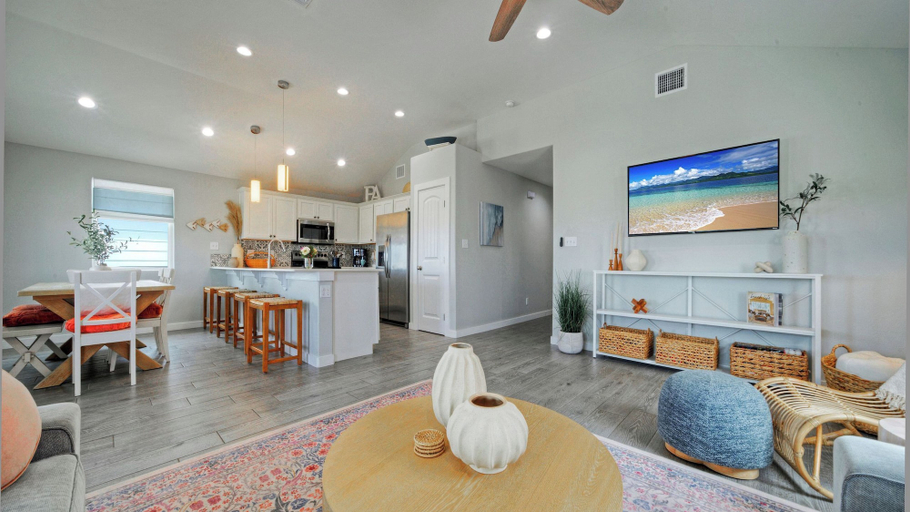 Others 5, Salty Texan by Avantstay Central Location, Views, Nueces