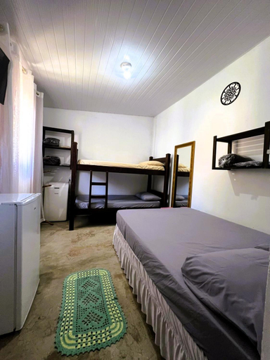 Bedroom 2, Camping e Pousada do Ade, Paranaguá