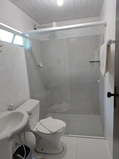 Bathroom, Pousada Campestre Sao Lourenco, São Lourenço
