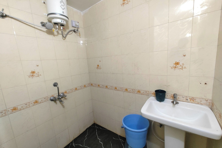 Room 3, Saiba Residency, Pune