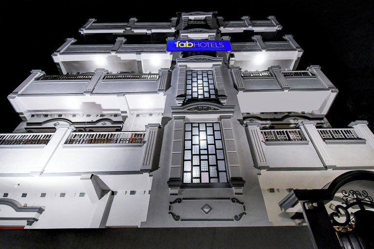 Exterior & Views 2, FabHotel RB Palace - Nr. Varanasi Junction (Cantt) Railway Station, Varanasi