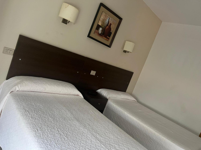 Bedroom 3, Pension Arenas Palas, Lugo