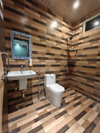 Bathroom, Hotel Om Shivay, Rae Bareli
