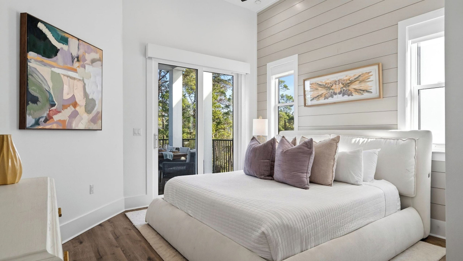 Bedroom 3, 3 Blocks to Beach Sleeps 19 Pool, Spa & Golf Cart in Gulf Place, Walton