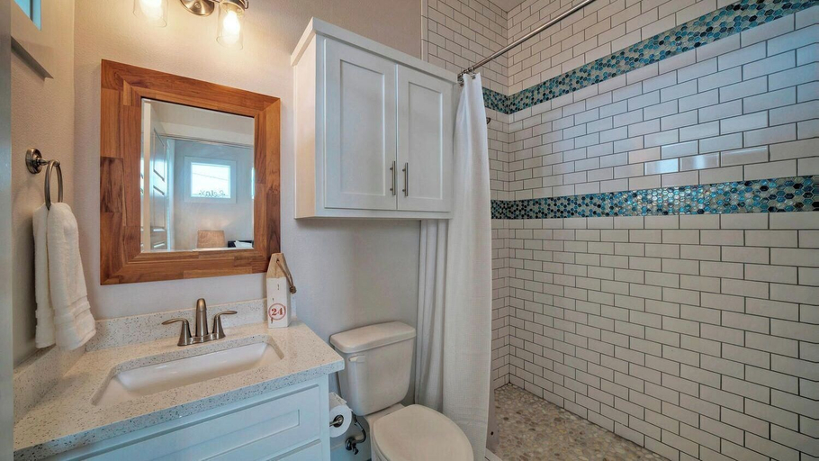 Bathroom 4, Whatabeach by Avantstay Private Pool, Cabana Bar, Nueces