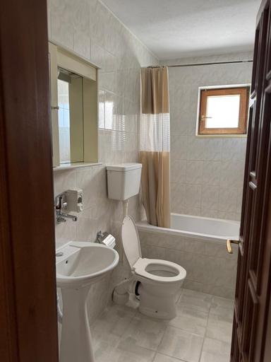 Bathroom 3, Apartments Top of Budva