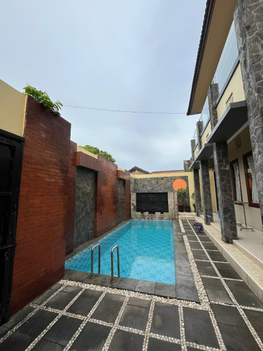 Others 2, Umahnis Villa, Yogyakarta
