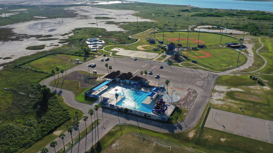 Interior 5, Still Waters by Avantstay Private Pool + Putting Green + Firepit + Golf Cart Zone, Nueces