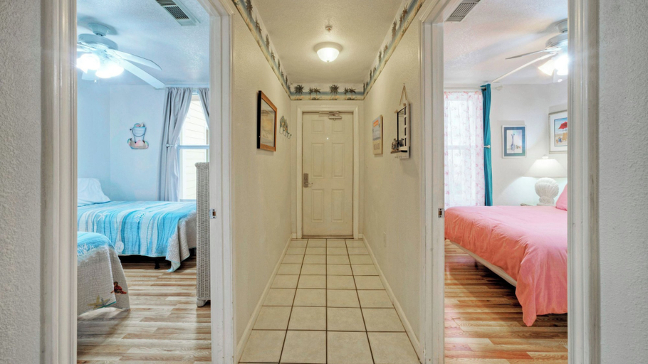 Bedroom 3, Salt & Sun by Avantstay Beach Access + Pool, Nueces