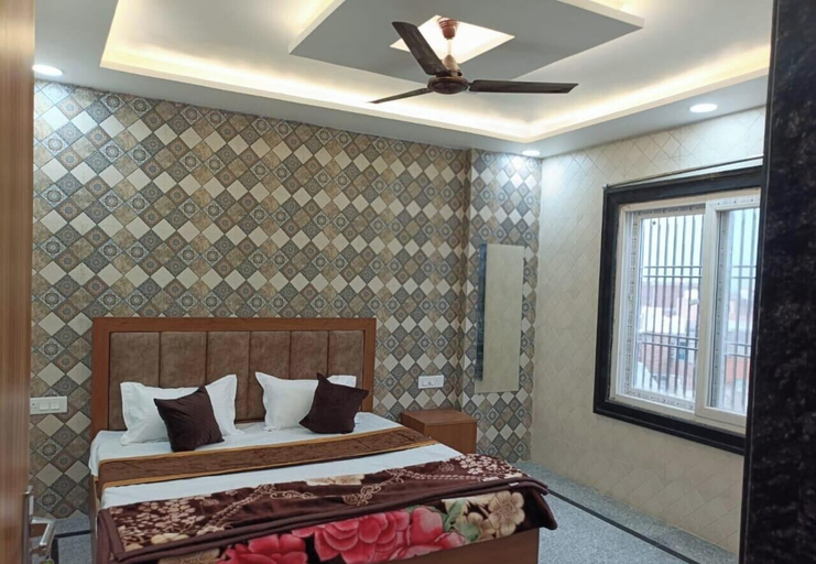 Room 2, Shree Vindhyavasini Residency, Mathura