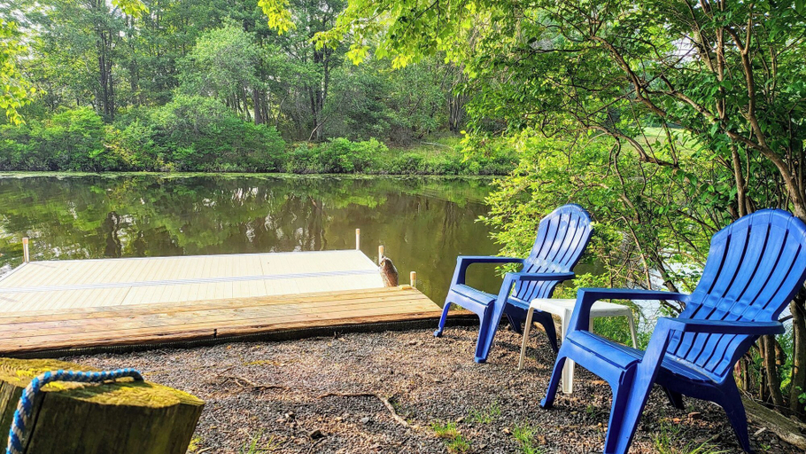 Sport & Beauty 5, Waterside Haven by Avantstay Lakefront, Hot Tub, Game Room, Fire Pit, Monroe