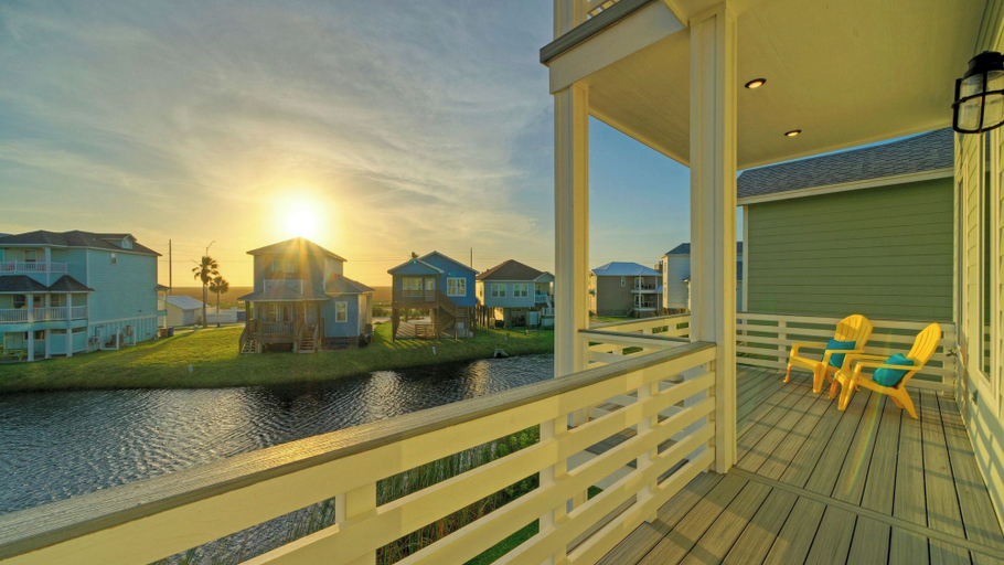 Exterior & Views 2, La Concha Blvd #31 -, Nueces