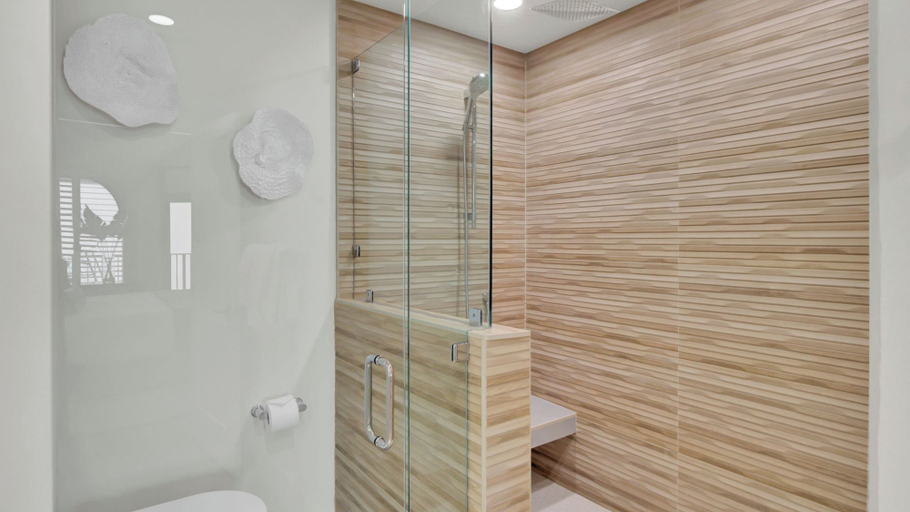 Bathroom 3, 516 Seascape Oceanfront Condo With Pool Access in Wild Dunes, Charleston