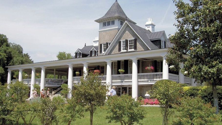 Exterior & Views 2, 103 H Tidewater by Avantstay Walk to Beach Community Pool, Charleston