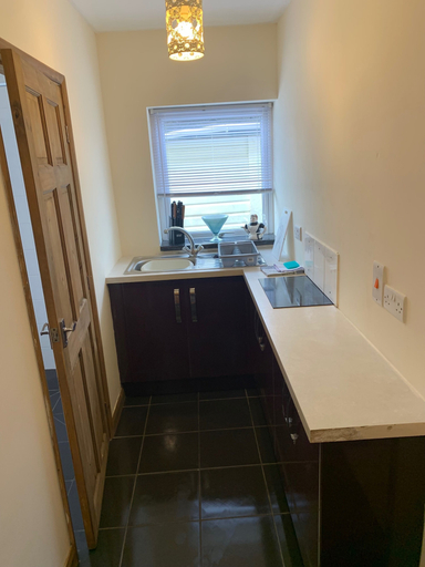 Others 4, Cozy Coastal Apartment in Kilgetty With Views, Pembrokeshire