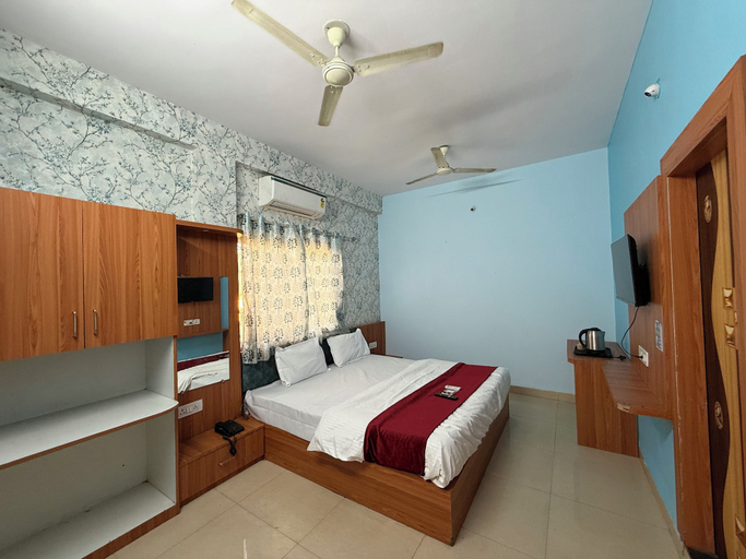 Room 2, Hotel Sutlaj, Indore