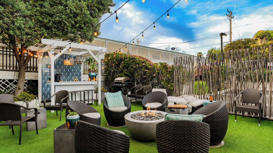 Food & Drinks 5, 2 Coastal Studios at Cayucus Beach Access + Ocean Views, San Luis Obispo